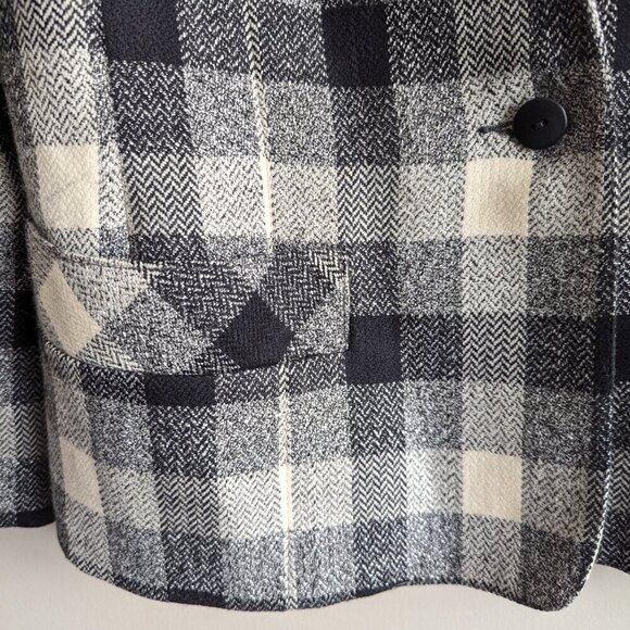 Vintage Checkered Blazer - Picture 4 of 9
